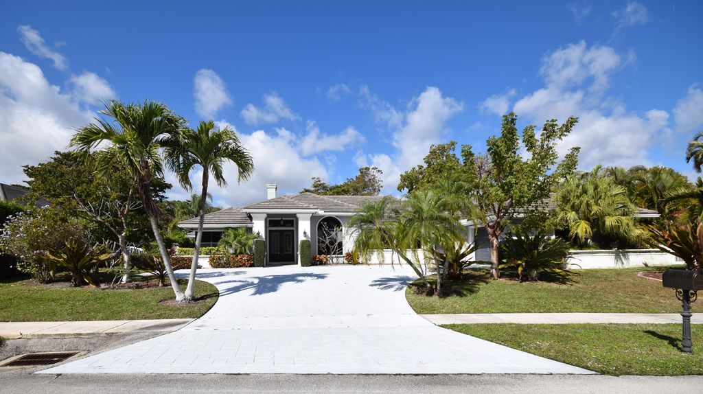 Photo of 7681 NE Morningside Terrace, Boca Raton, FL 33487 (MLS # R11104709)