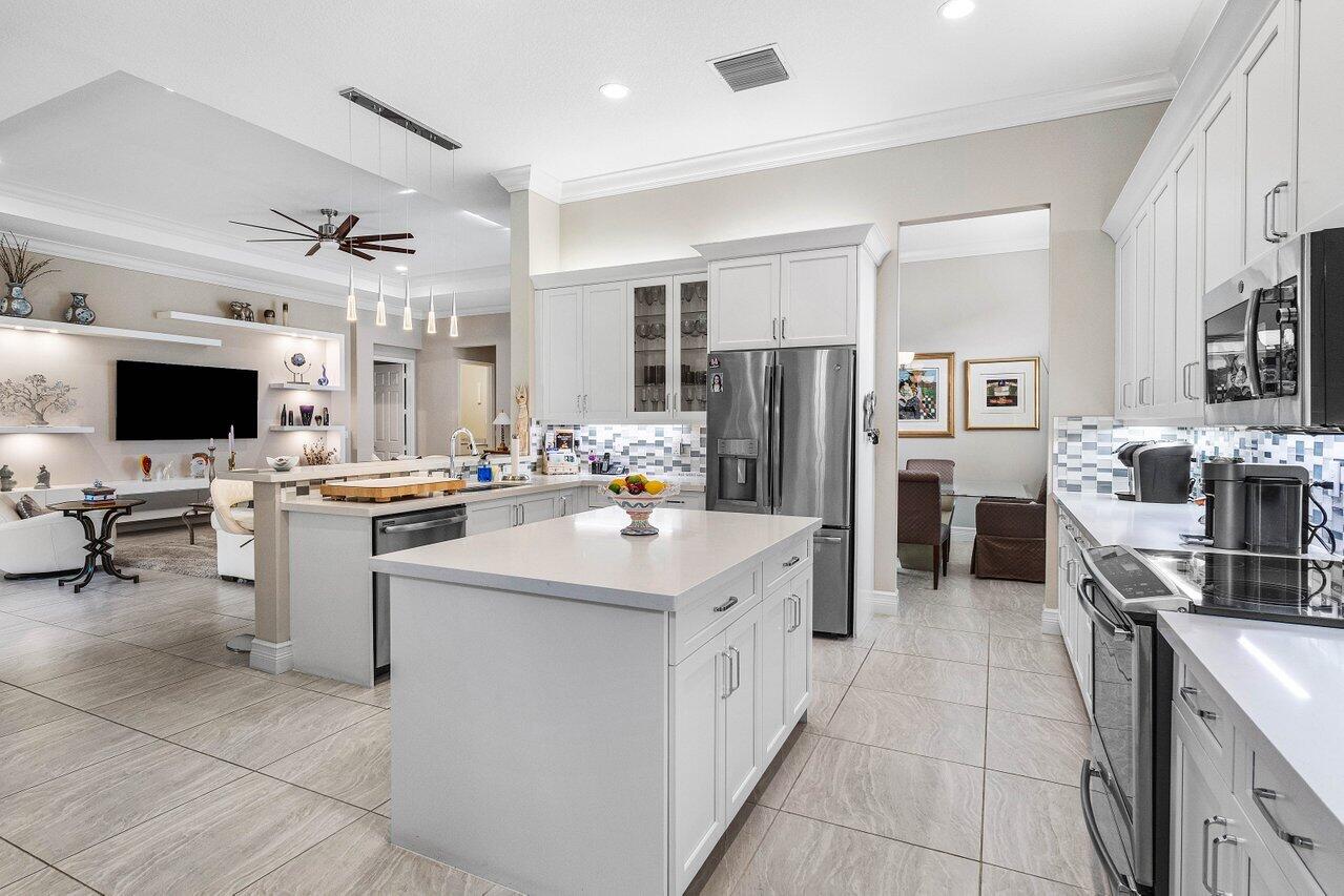 9037 Golden Mountain Circle