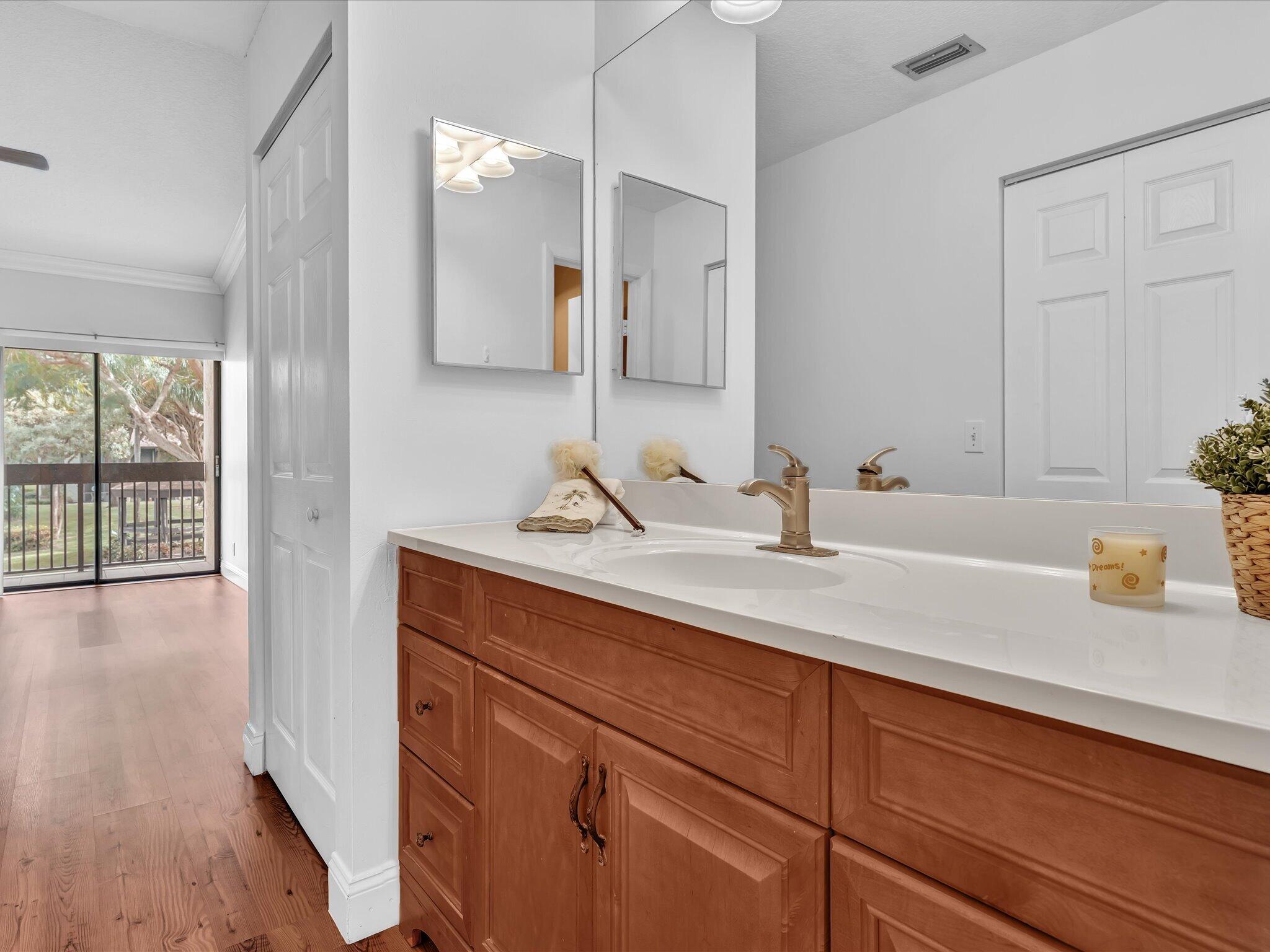 MEADOWRIDGE EAST CONDO - Residential