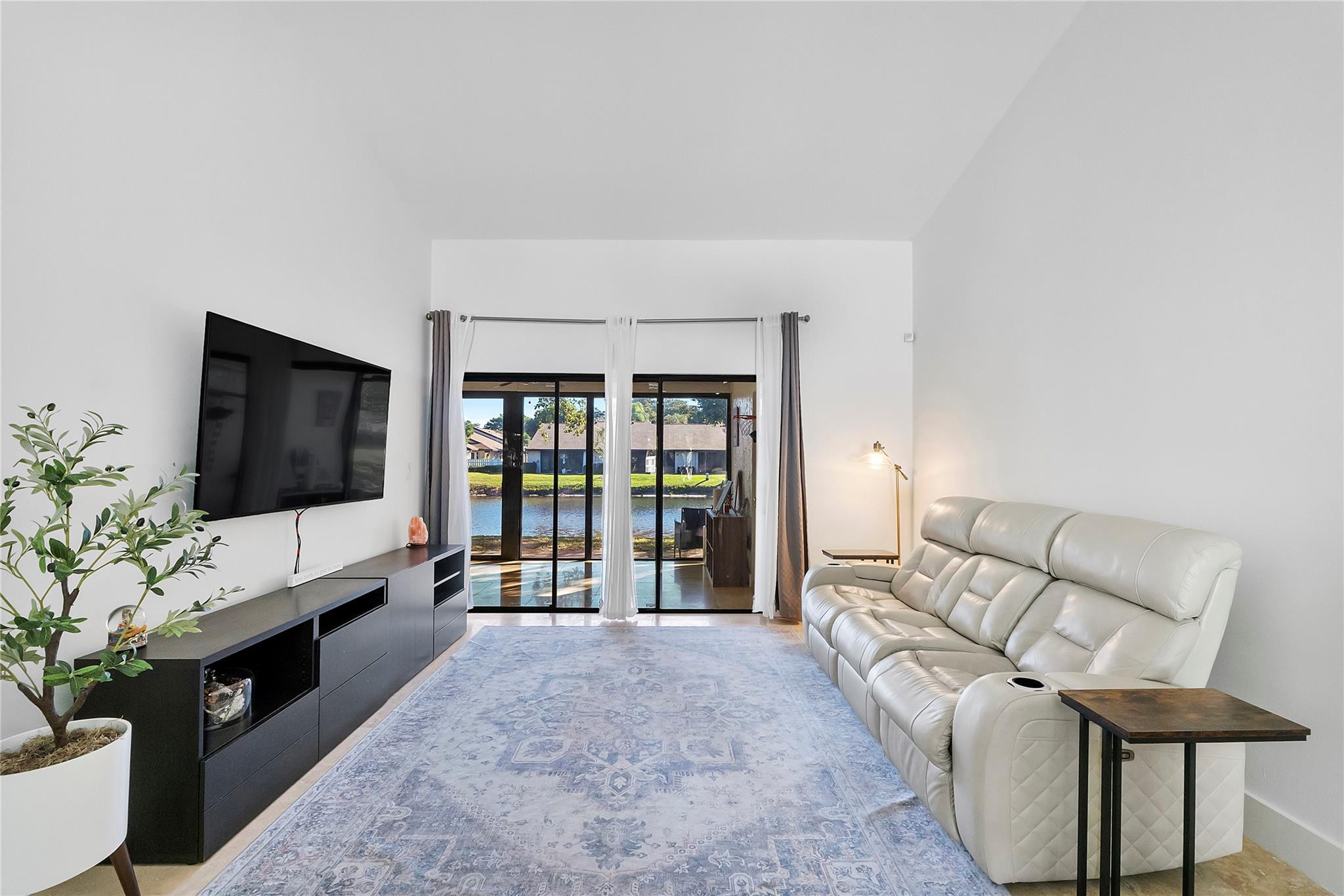 GINGER TREE - Residential