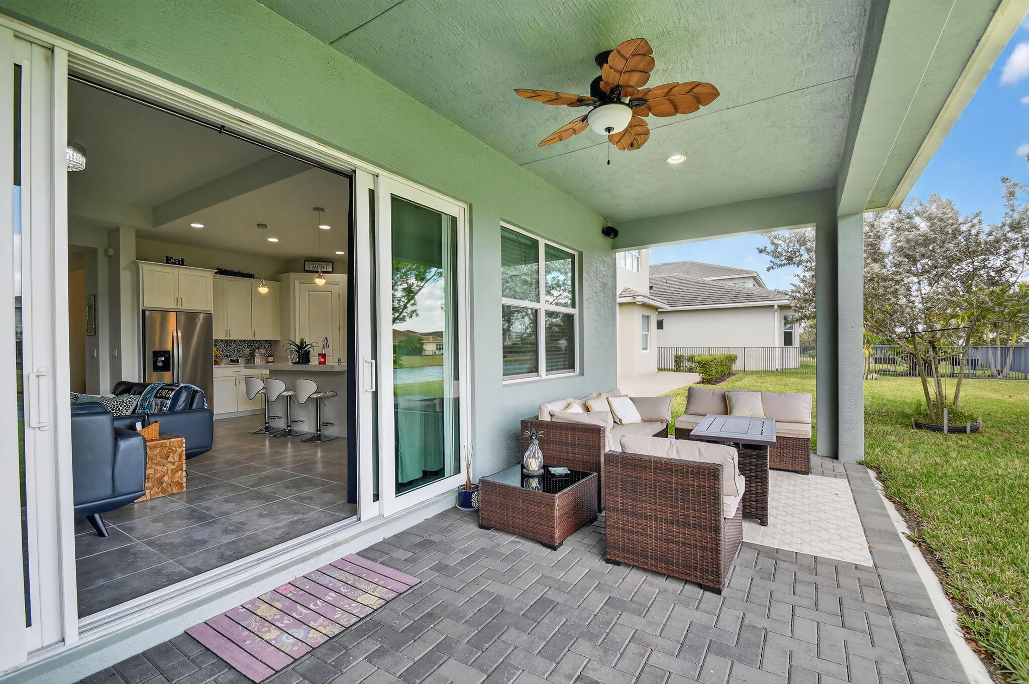 GROVES OF WESTLAKE - Residential Lease