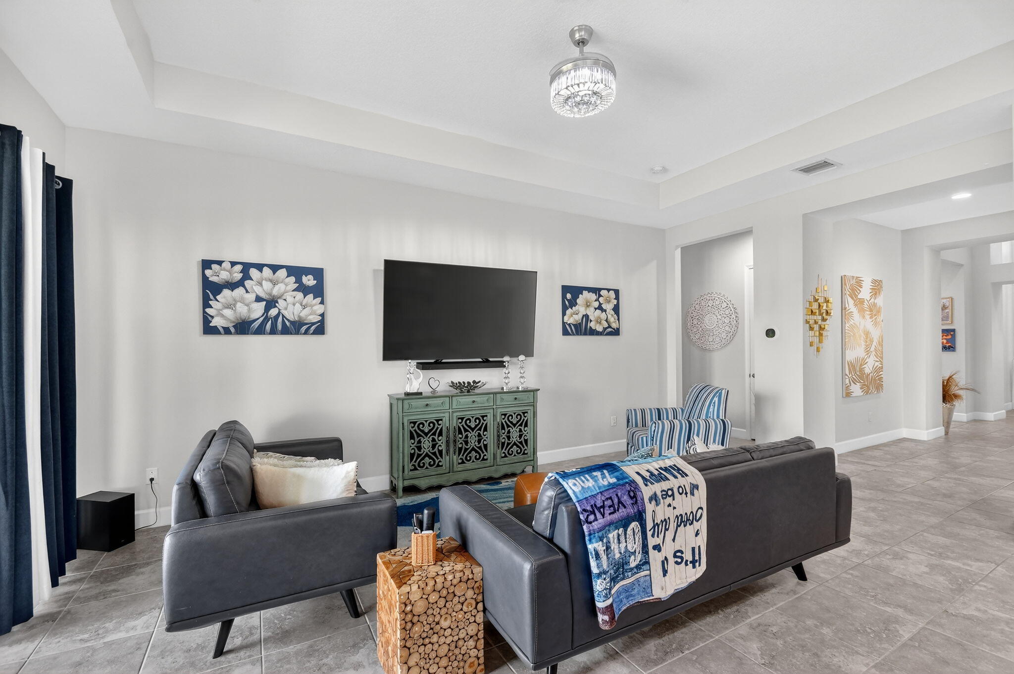 GROVES OF WESTLAKE - Residential Lease