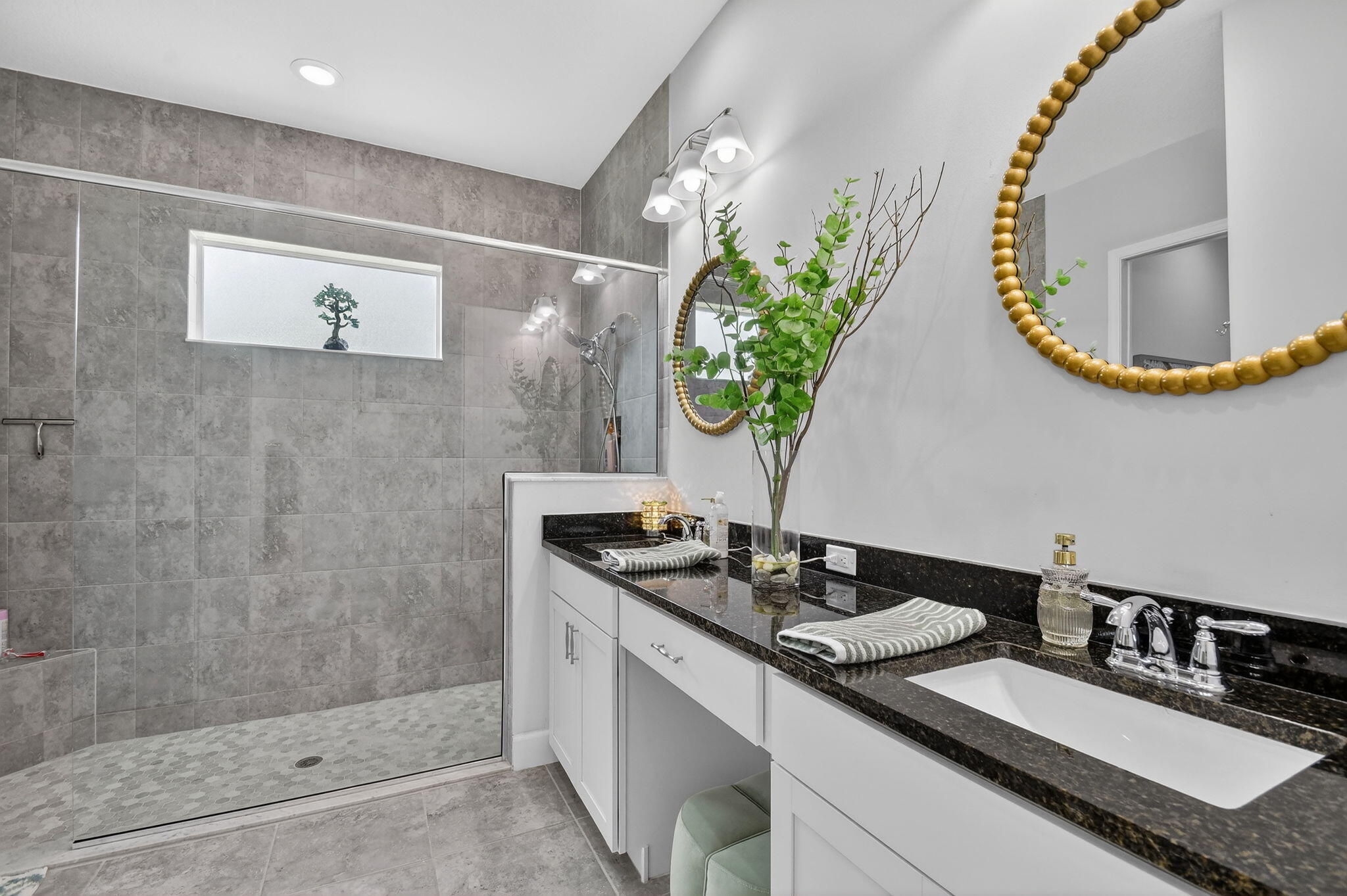 GROVES OF WESTLAKE - Residential Lease