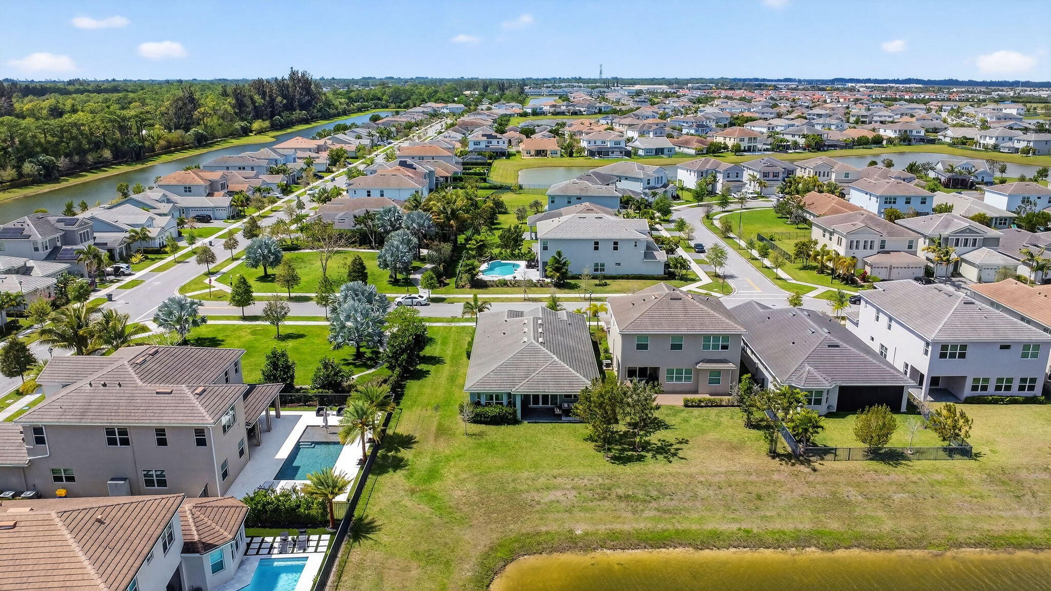 GROVES OF WESTLAKE - Residential Lease