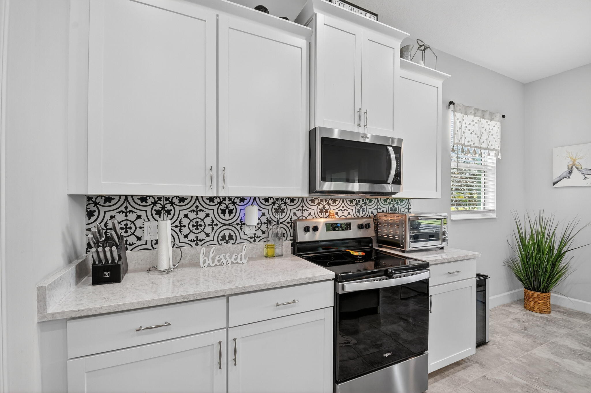 GROVES OF WESTLAKE - Residential Lease