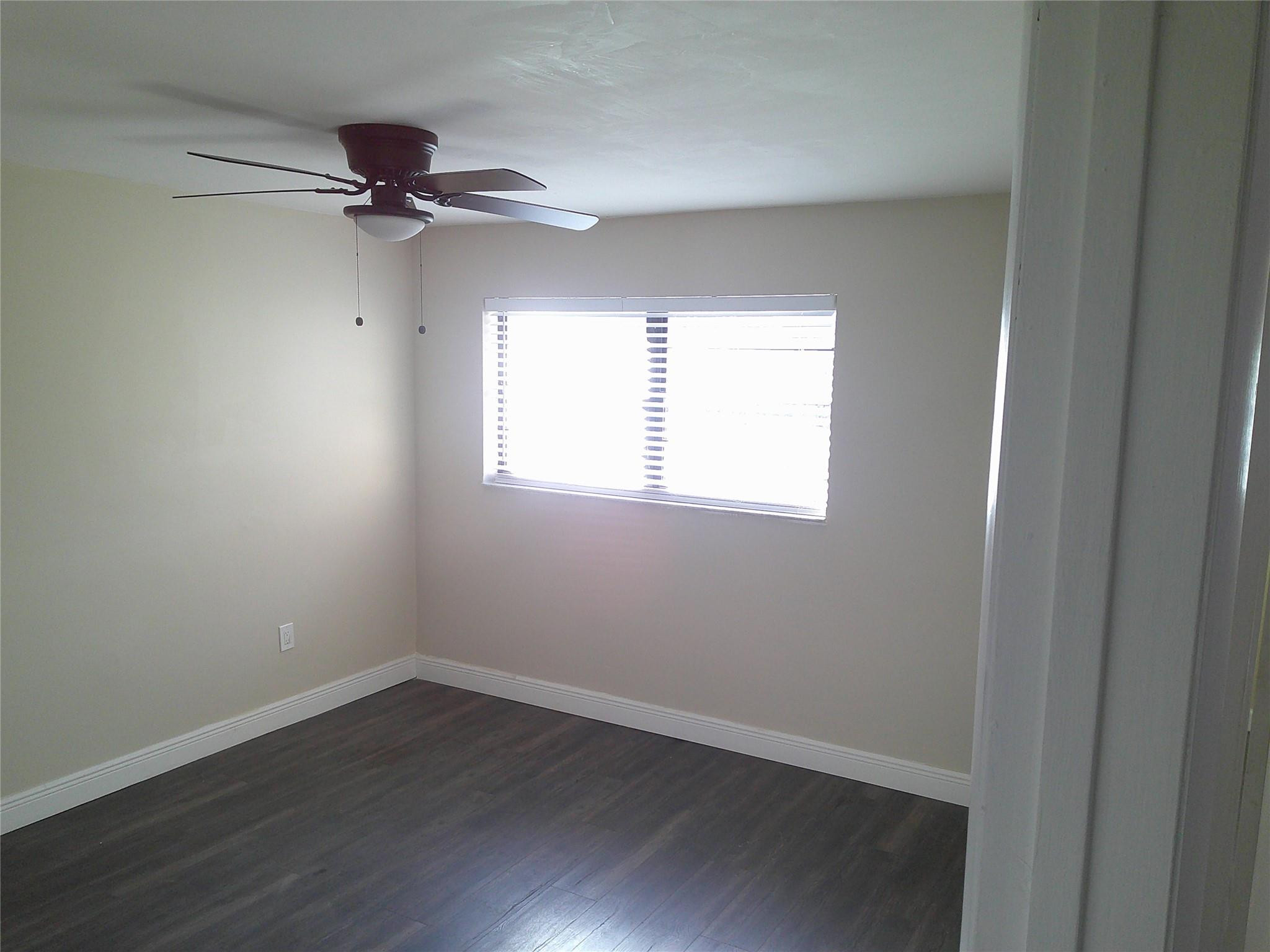 FOREST PARK VILLAS - Residential