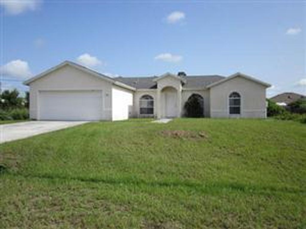 Photo of 581 SW Fields Avenue N, Port Saint Lucie, FL 34953 (MLS # R10711040)