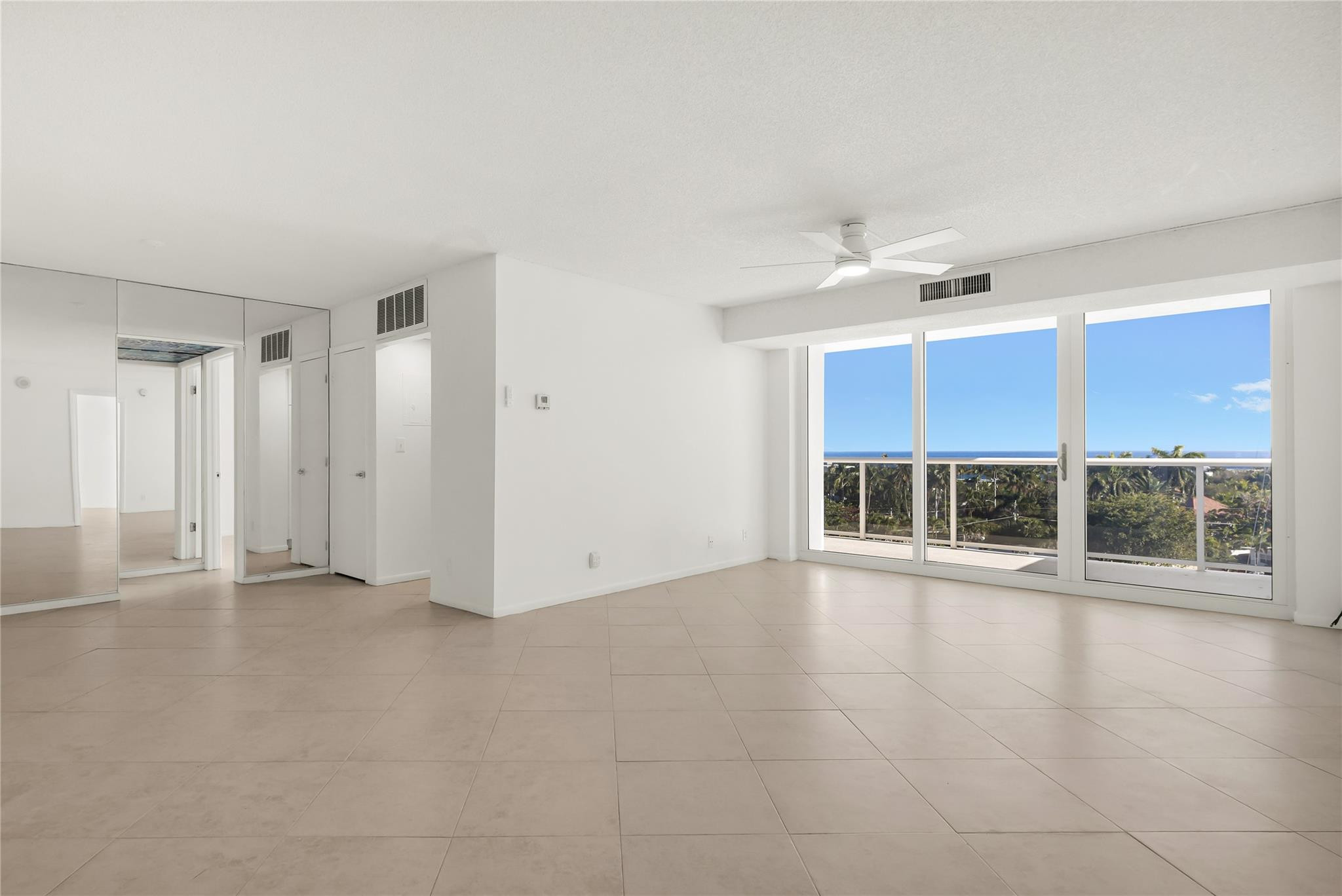2715 N Ocean Boulevard 7d