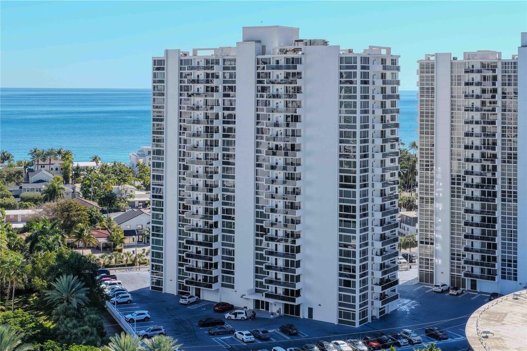 Photo of 2715 N Ocean Boulevard #7d, Fort Lauderdale, FL 33308 (MLS # B26030913)
