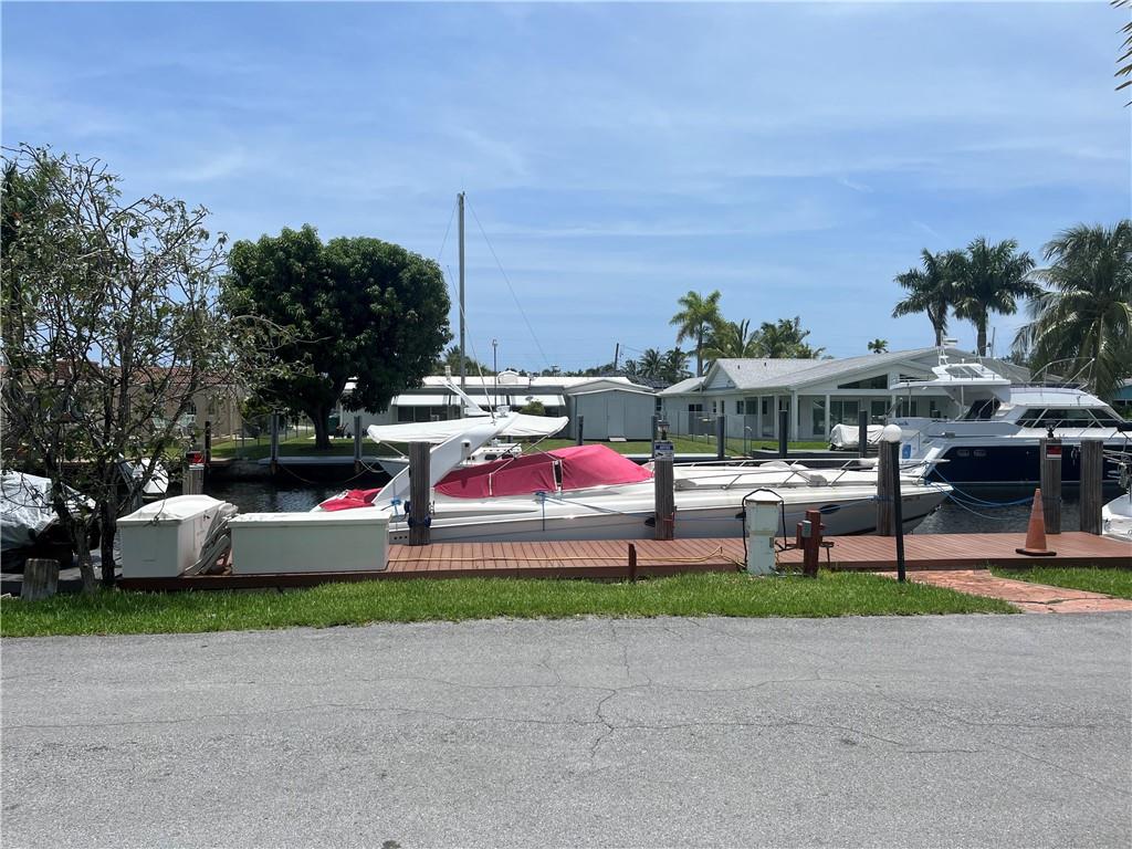 Poinciana Park 5-17 B - Residential