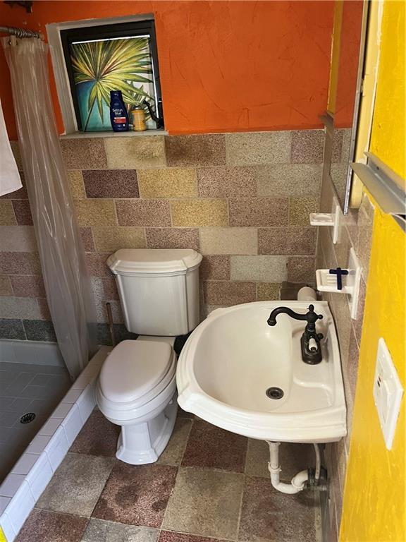 Poinciana Park 5-17 B - Residential