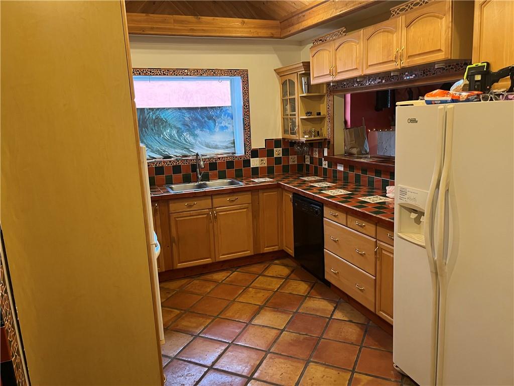 Poinciana Park 5-17 B - Residential