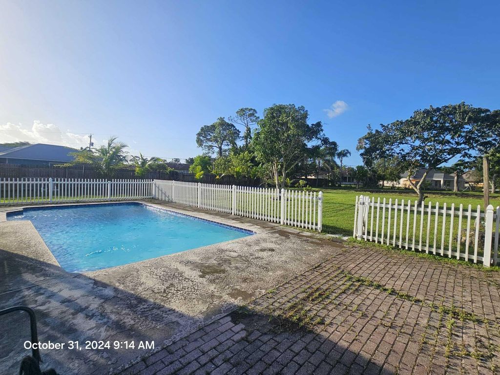 Photo of 788 SE River Court, Port Saint Lucie, FL 34983 (MLS # R11033909)