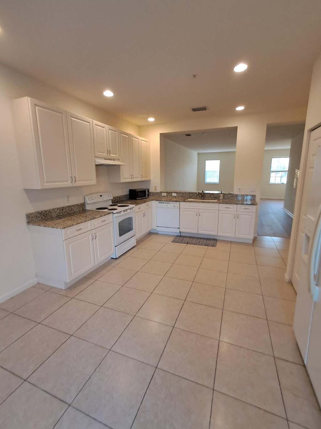 Photo of 221 Greenwich Circle #210, Jupiter, FL 33458 (MLS # R11151023)