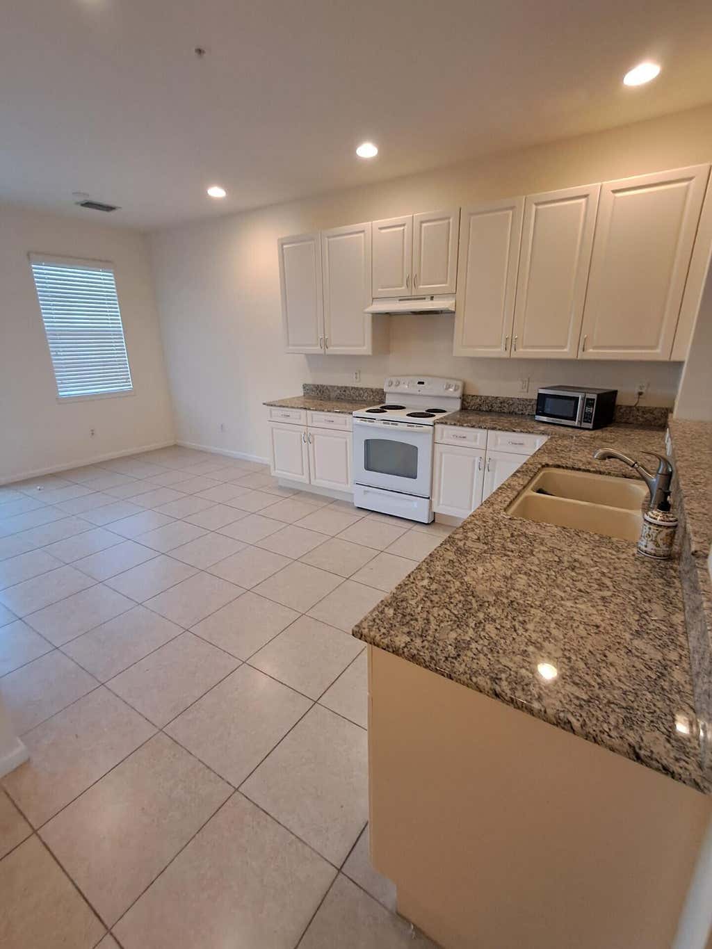 Photo of 221 Greenwich Circle #210, Jupiter, FL 33458 (MLS # R11151023)