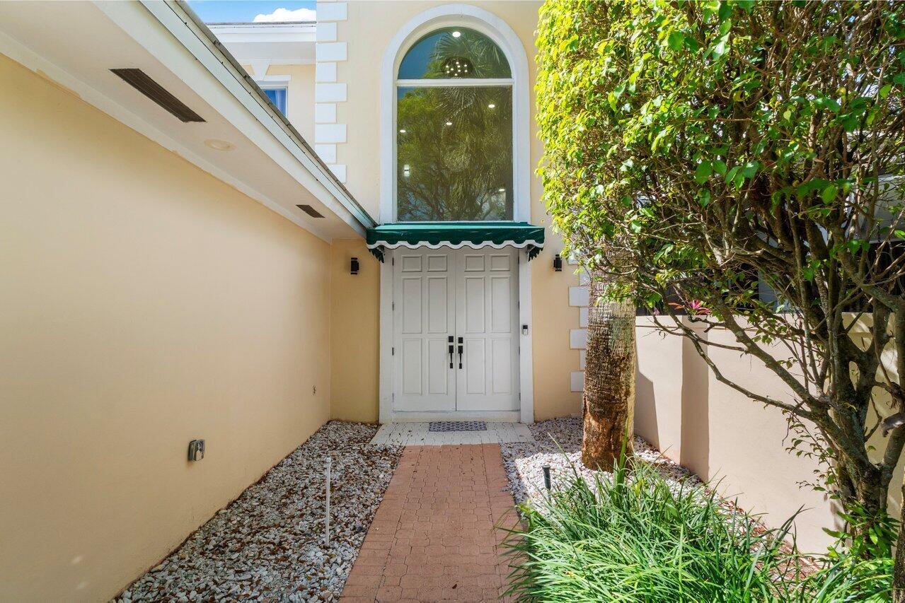 BOCA POINTE - Residential