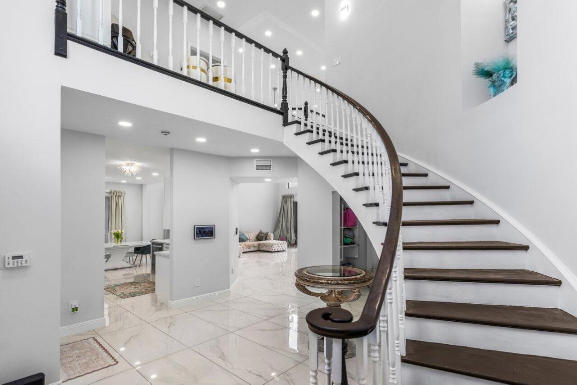 7748 Travlers Tree Drive