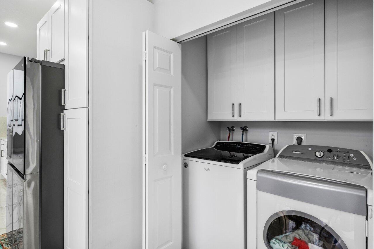 BOCA POINTE - Residential