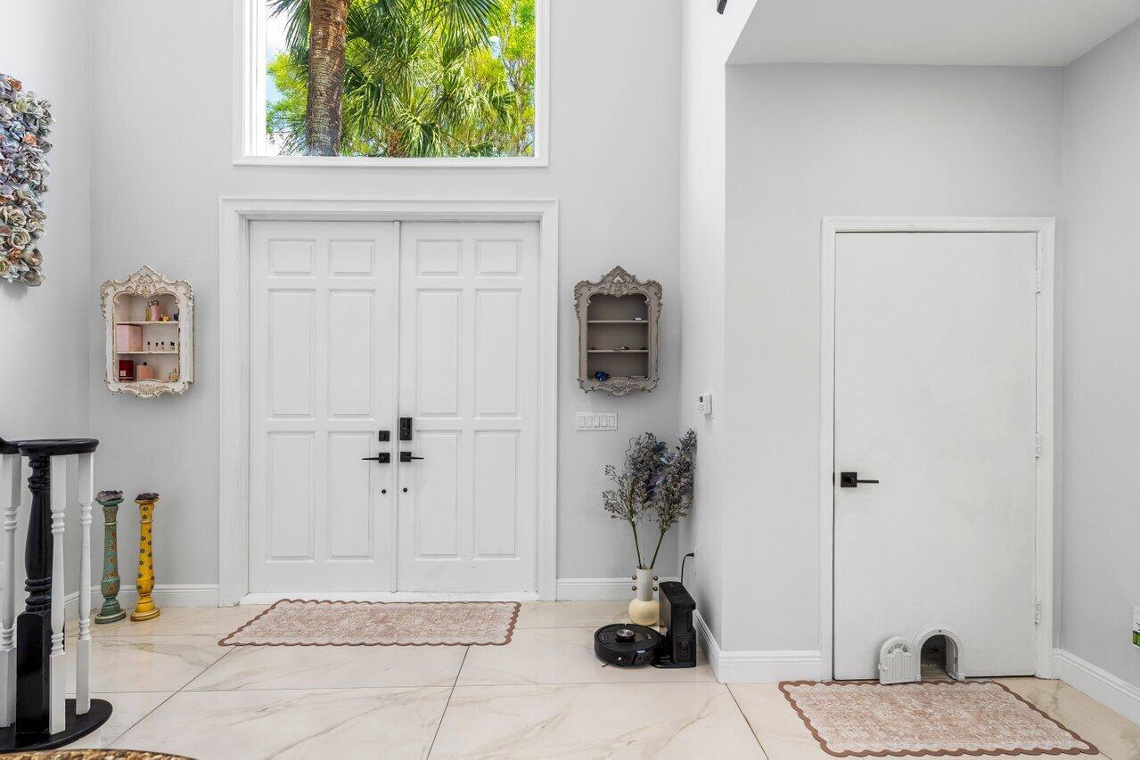 BOCA POINTE - Residential