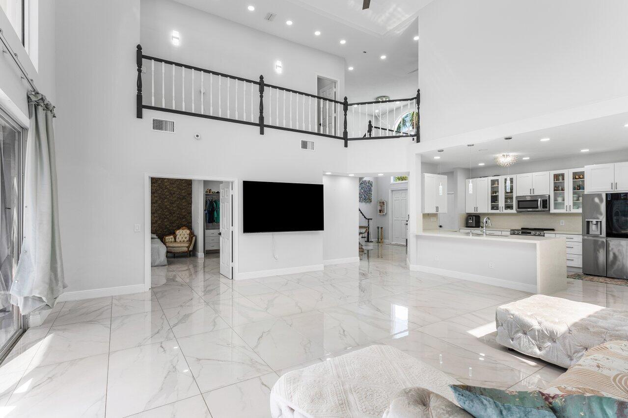 BOCA POINTE - Residential