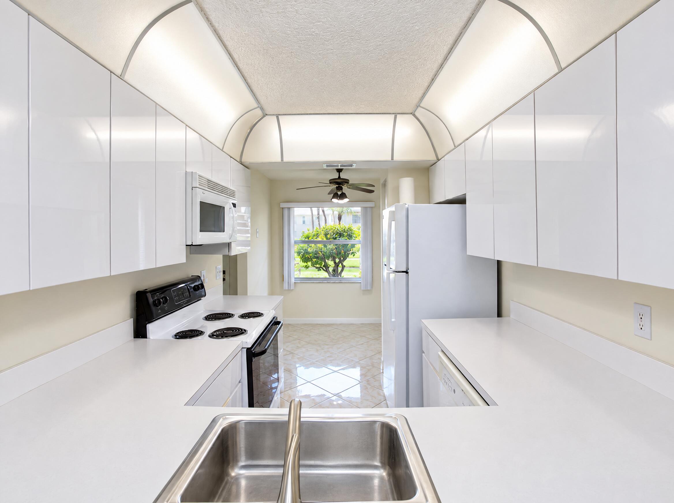 Properties 7915 WILLOW SPRING 1218