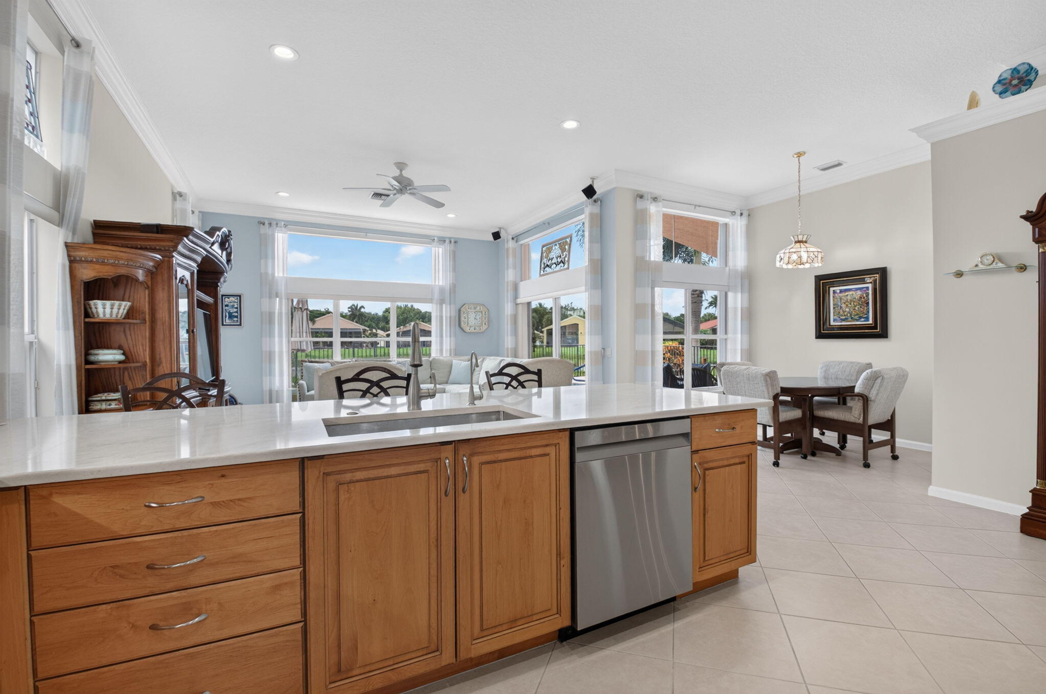 7403 Twin Falls Drive, Boynton Beach, FL, 33437/$749,000 3 7403 Twin Falls Drive