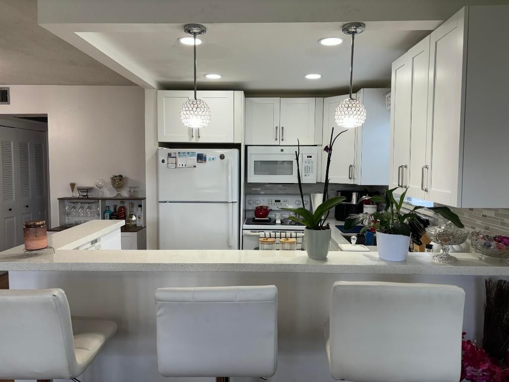 Photo of 172 Camden H, West Palm Beach, FL 33417 (MLS # R11152663)