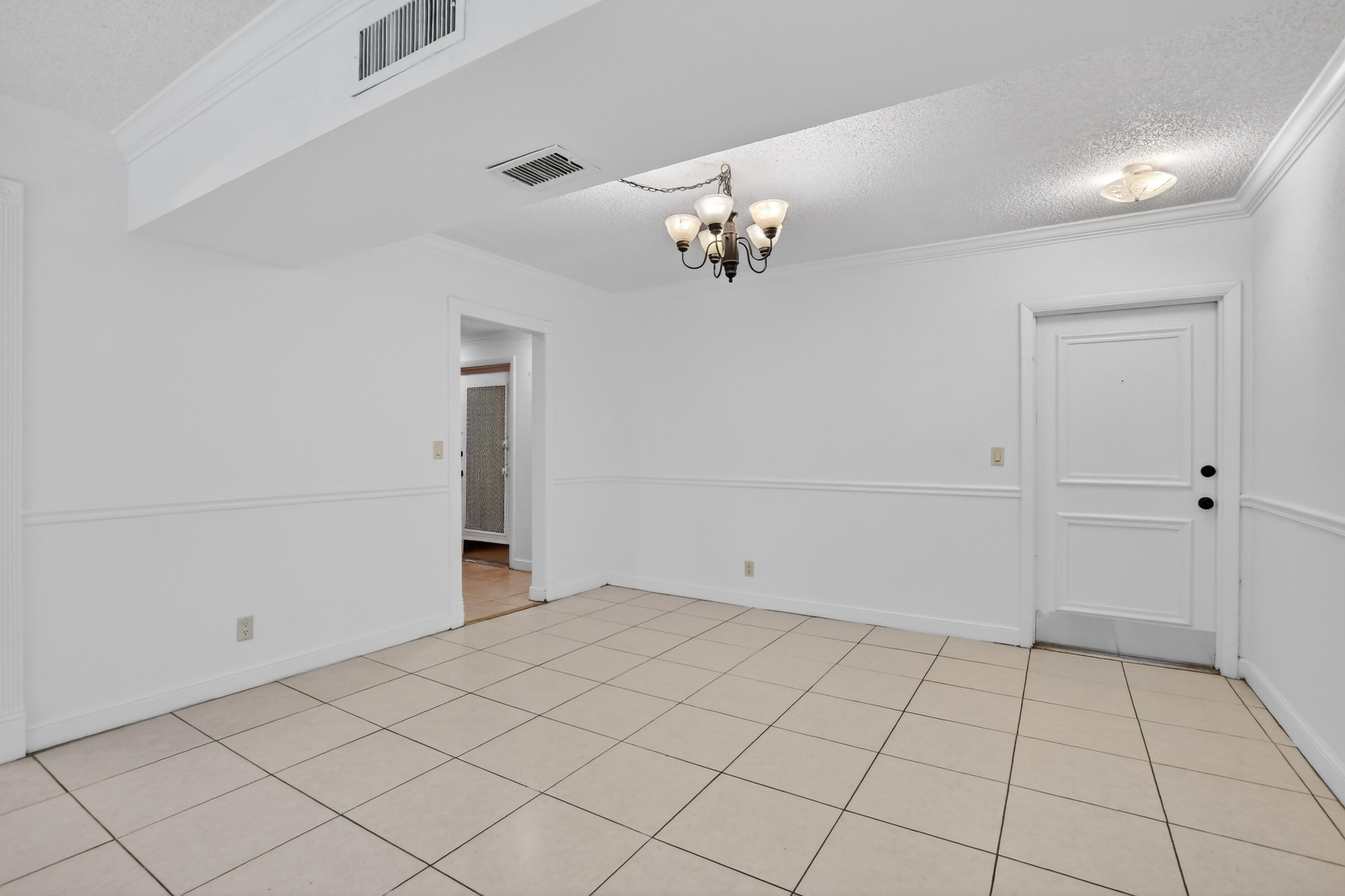 SPANISH OAKS CONDO - Residential