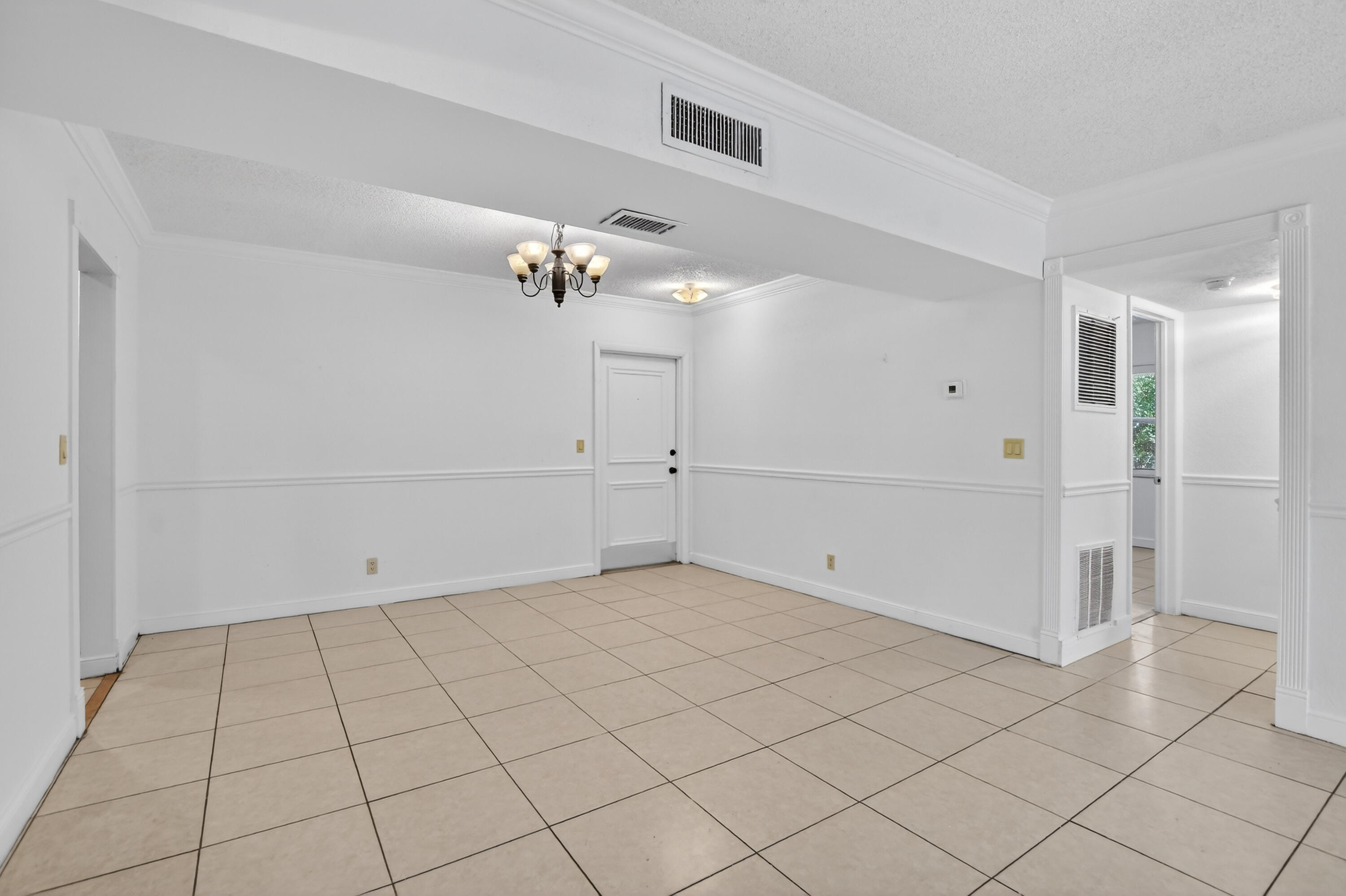 SPANISH OAKS CONDO - Residential