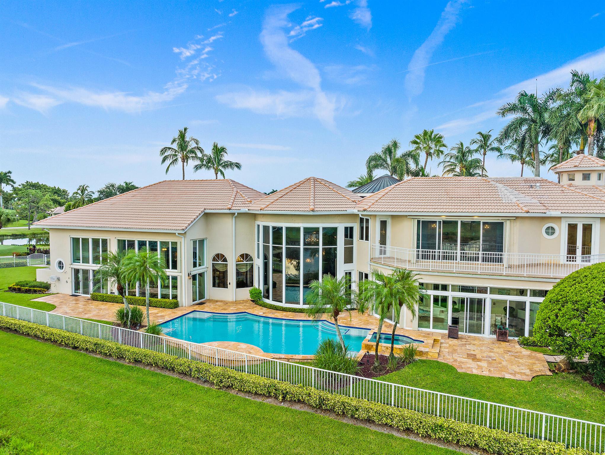 IBIS GOLF AND COUNTRY CLU - Residential