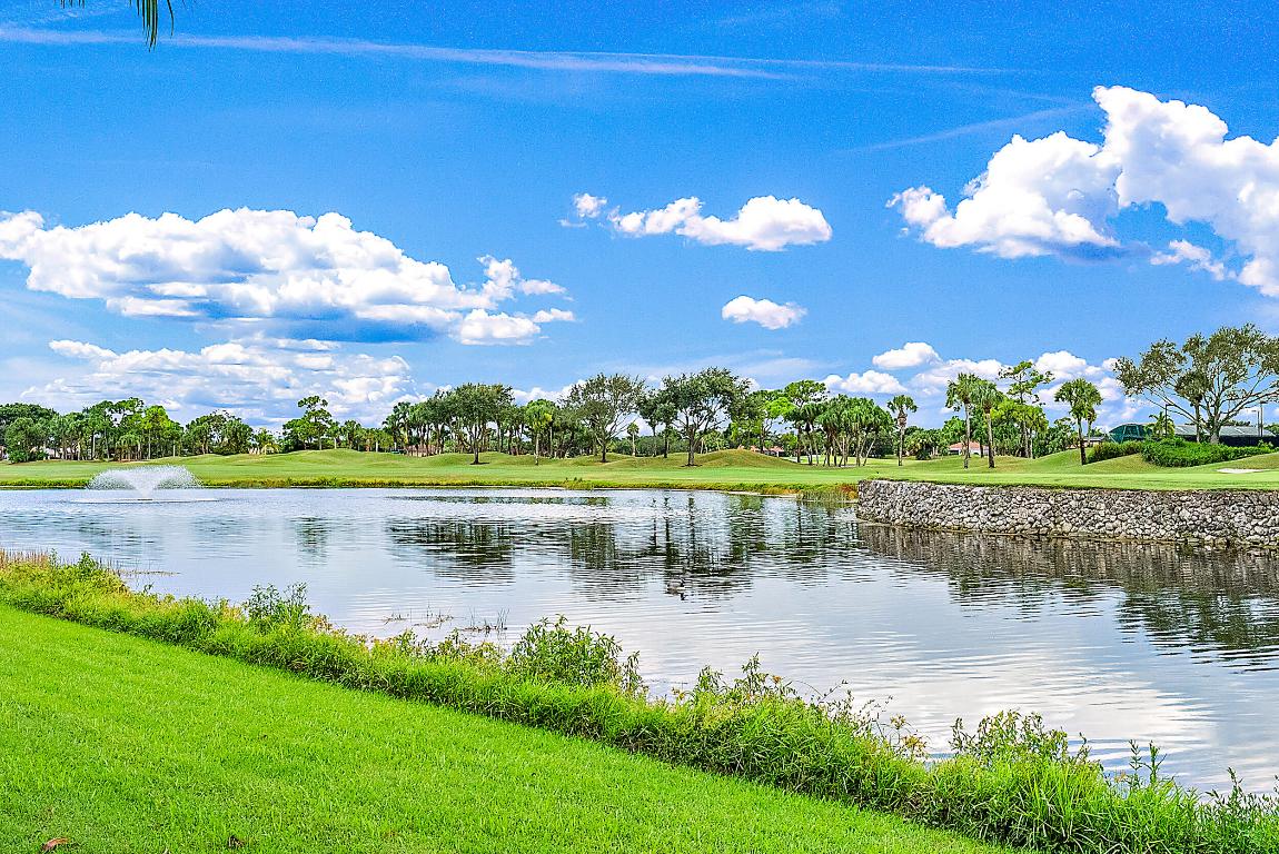 IBIS GOLF AND COUNTRY CLUB - HERONGATE - Residential