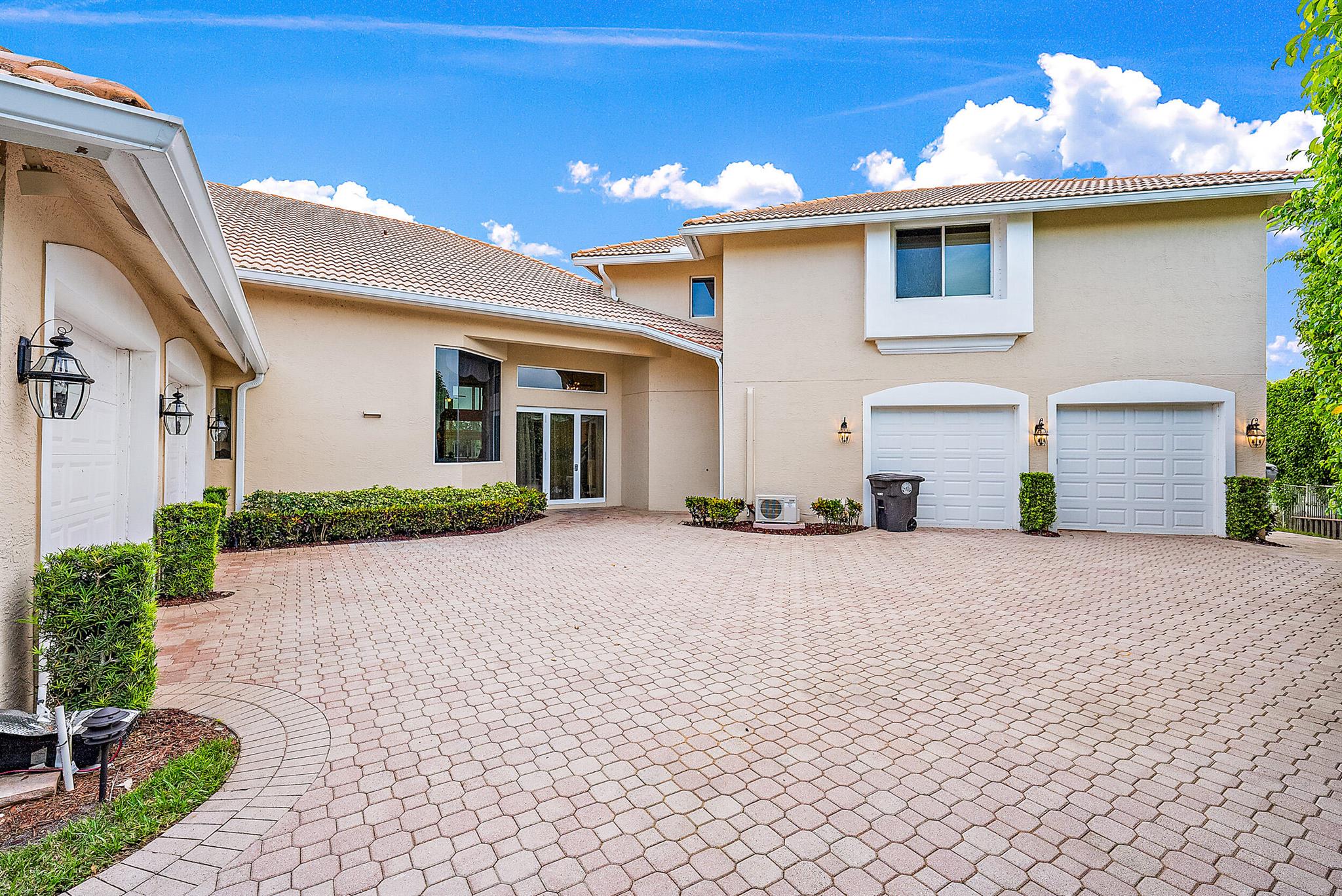 IBIS GOLF AND COUNTRY CLU - Residential