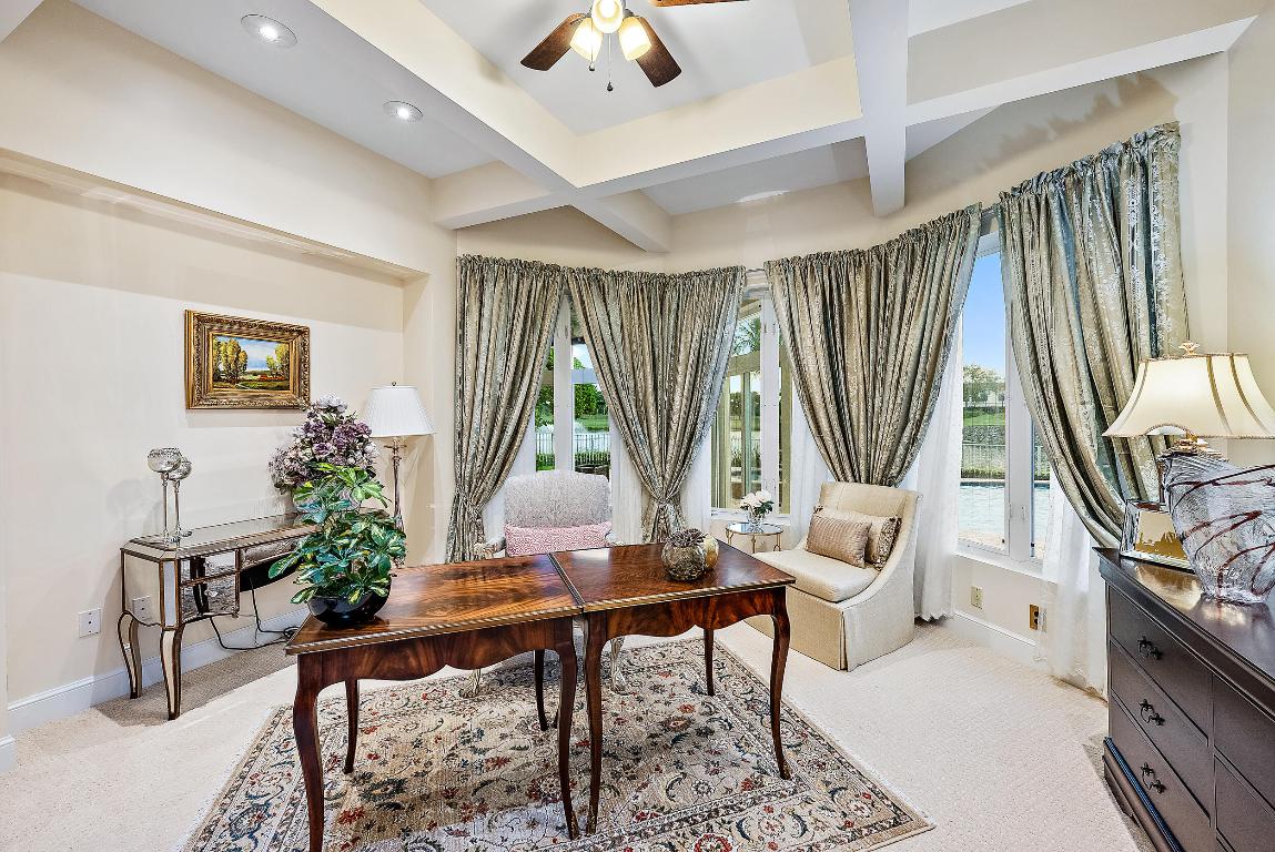 IBIS GOLF AND COUNTRY CLUB - HERONGATE - Residential