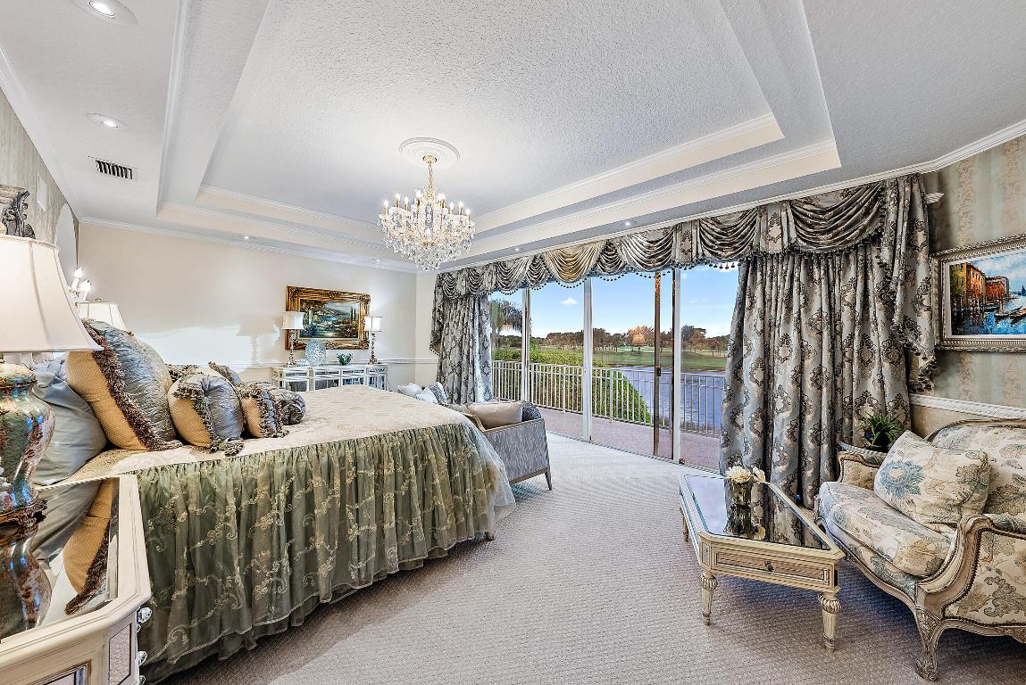 IBIS GOLF AND COUNTRY CLUB - HERONGATE - Residential