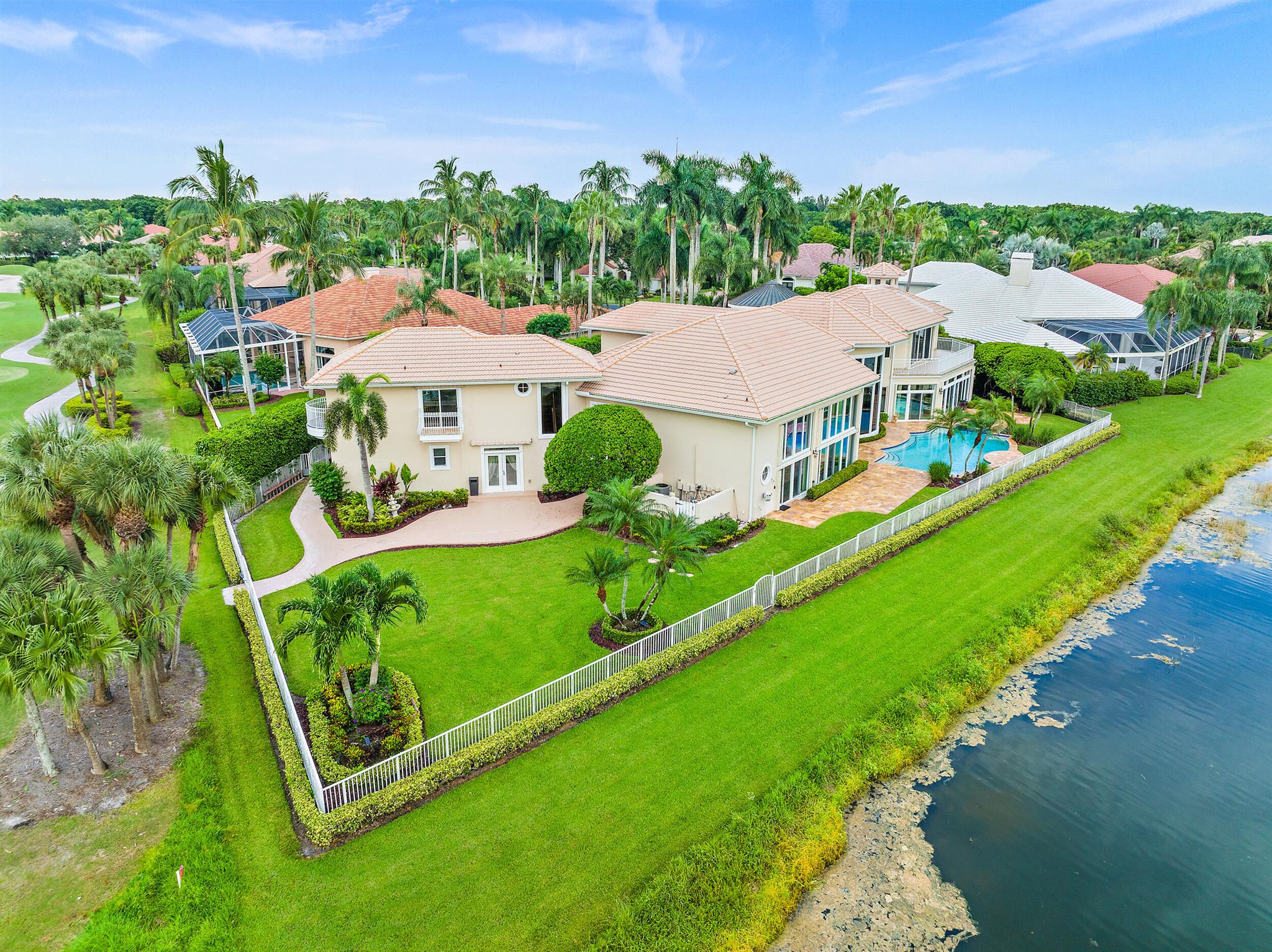 IBIS GOLF AND COUNTRY CLU - Residential