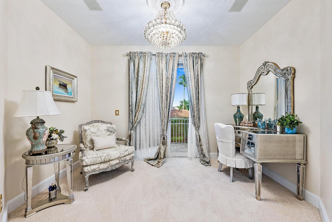 IBIS GOLF AND COUNTRY CLUB - HERONGATE - Residential