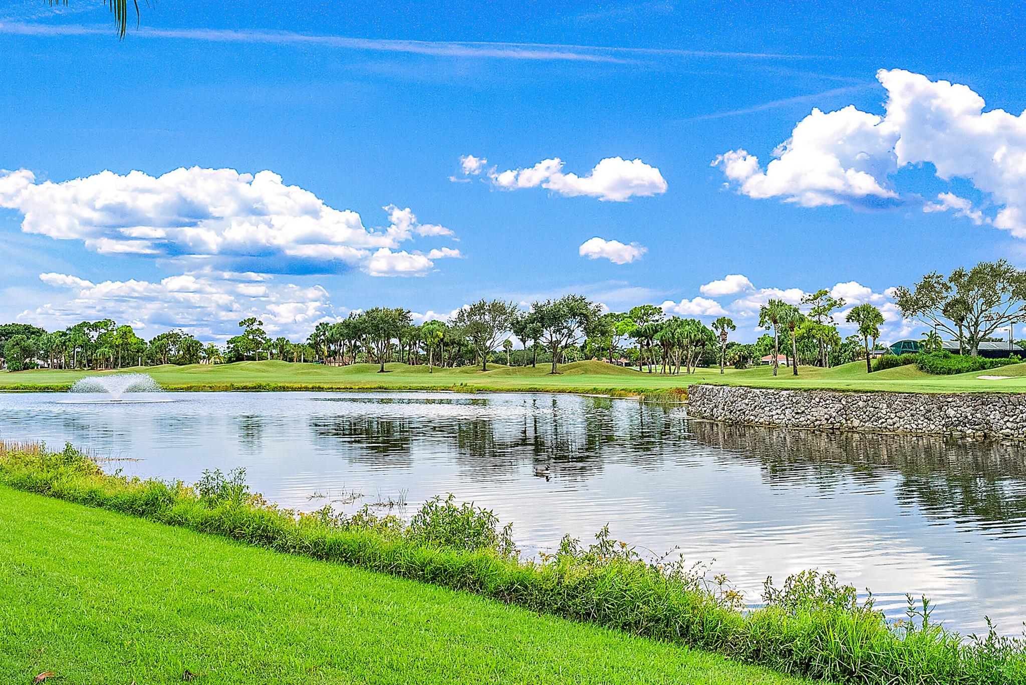 IBIS GOLF AND COUNTRY CLU - Residential