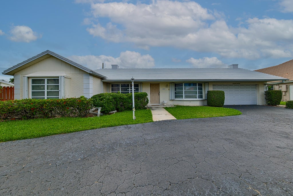 Photo of 4141 NE 23RD Avenue, Lighthouse Point, FL 33064 (MLS # B26060537)