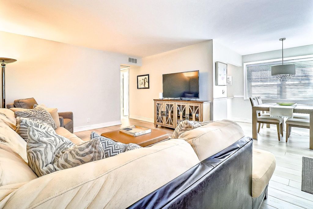 Photo of 241 Markham L, Deerfield Beach, FL 33442 (MLS # R11127427)