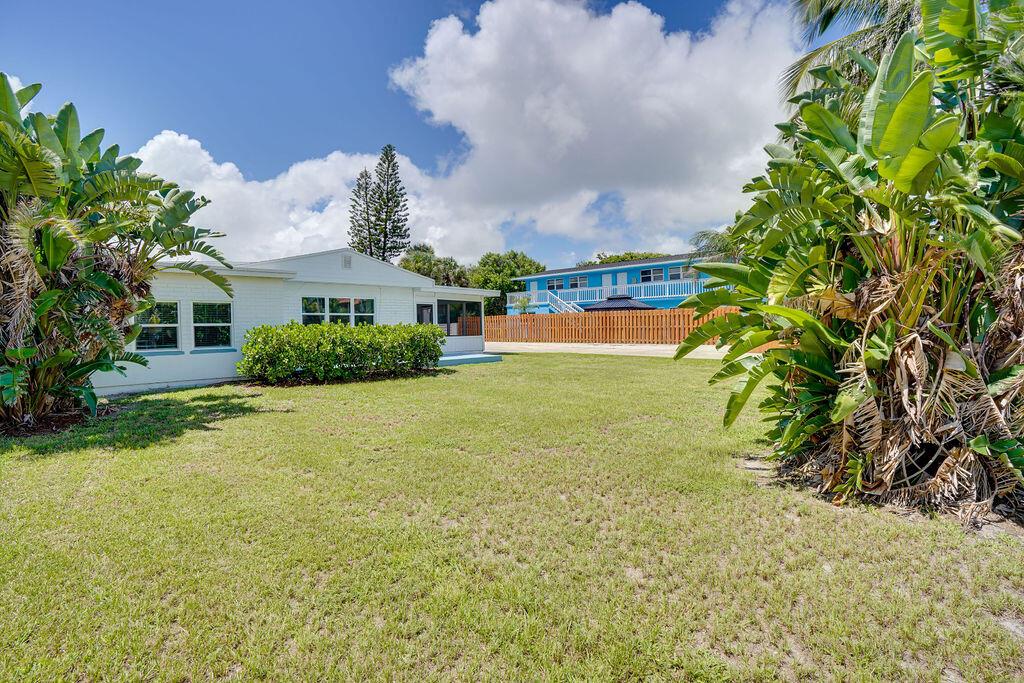 1117 S Ocean Drive, Fort Pierce, FL, 34949/$440,000 3 1117 S Ocean Drive