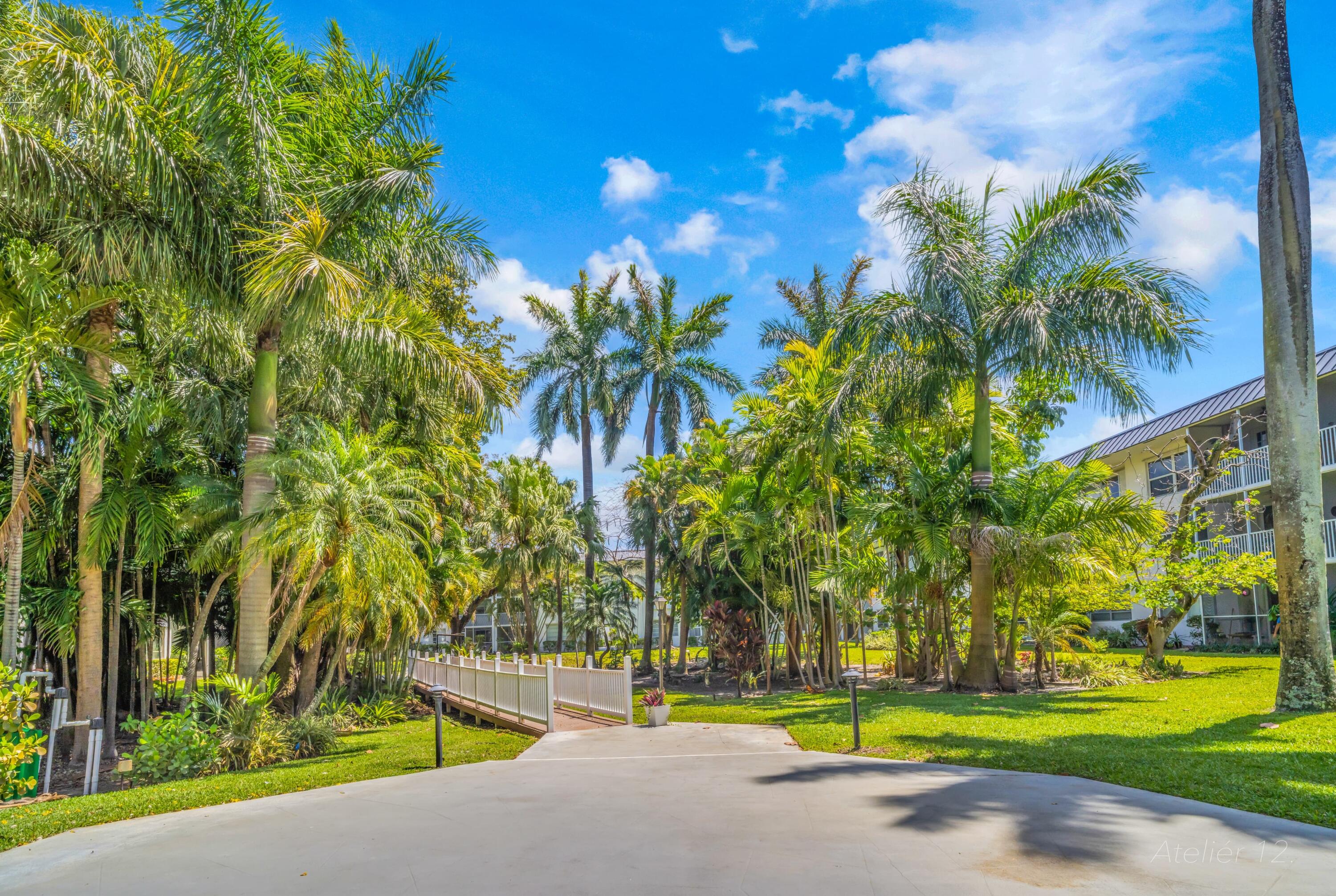 KINGS PARK GARDEN APTS CONDO - Residential