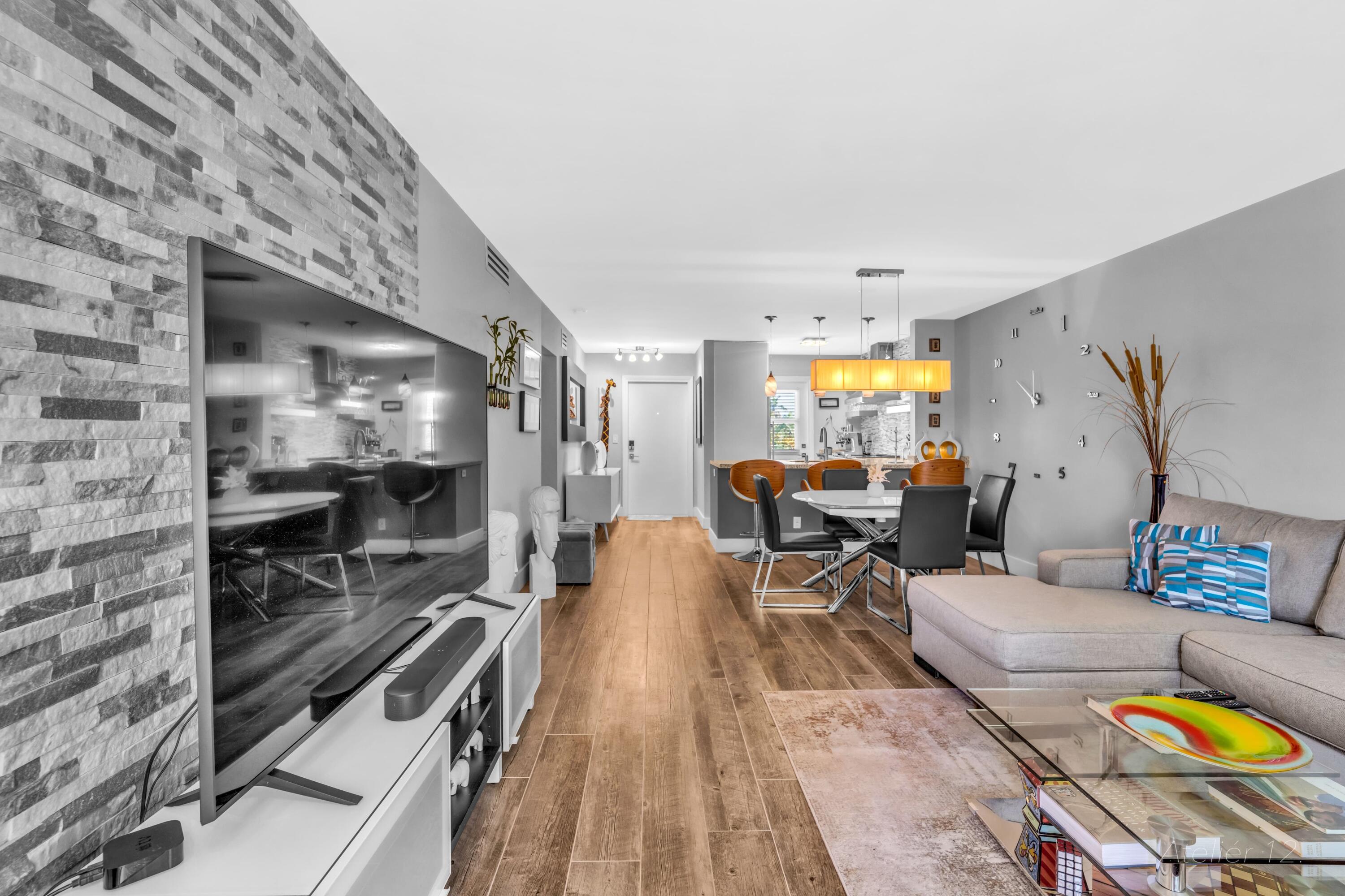 KINGS PARK GARDEN APTS CONDO - Residential
