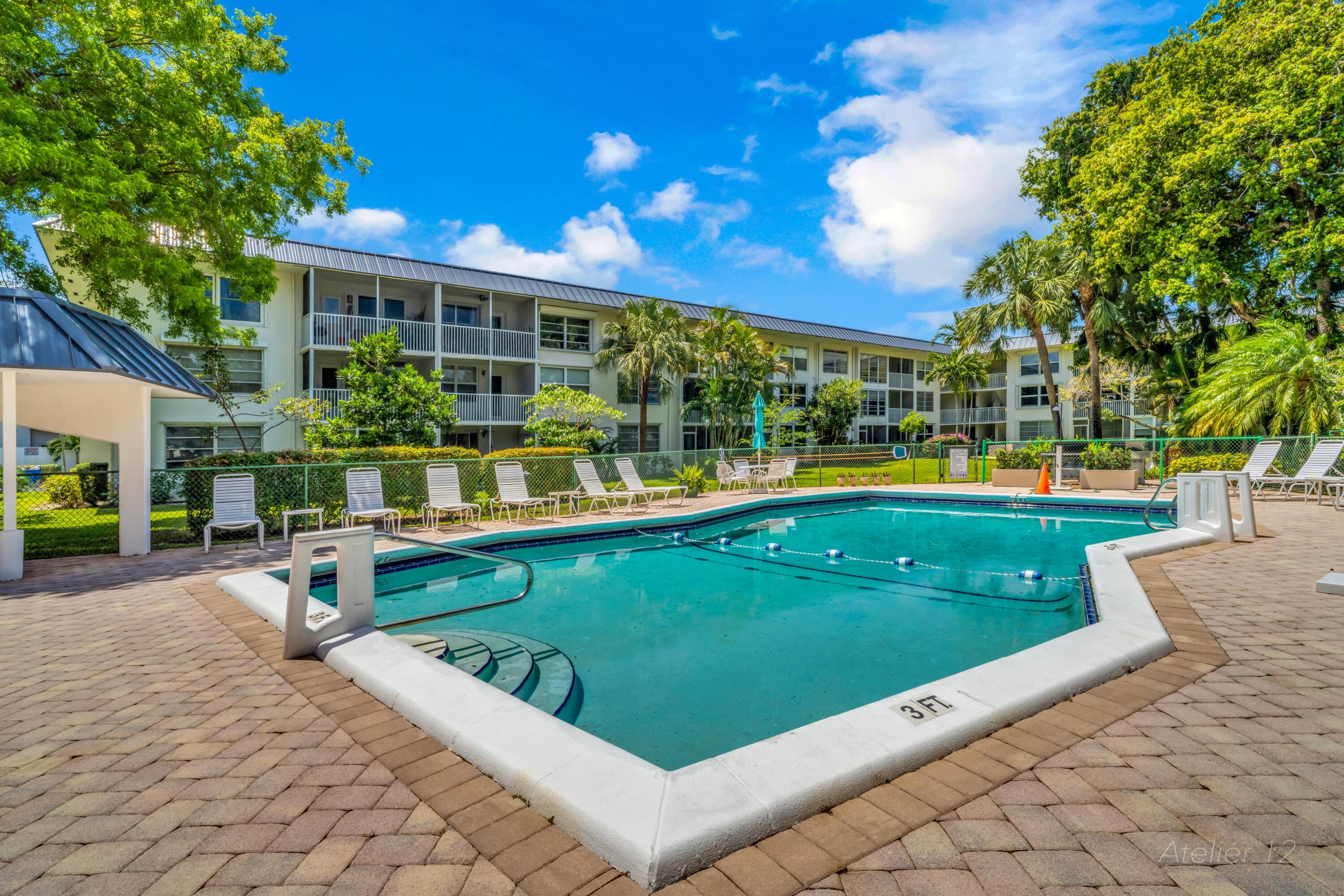 KINGS PARK GARDEN APTS CONDO - Residential