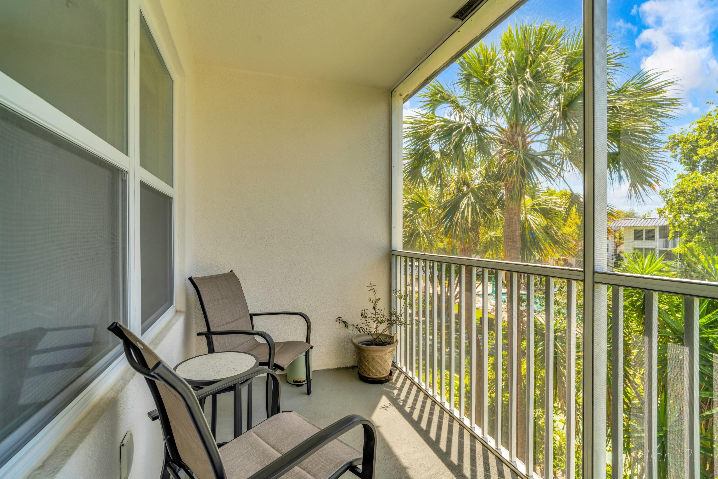 KINGS PARK GARDEN APTS CONDO - Residential