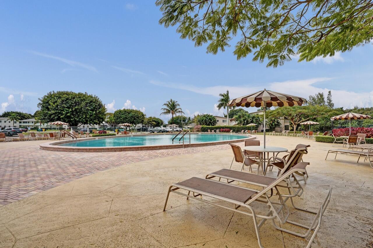 CAMDEN CONDOS - Residential