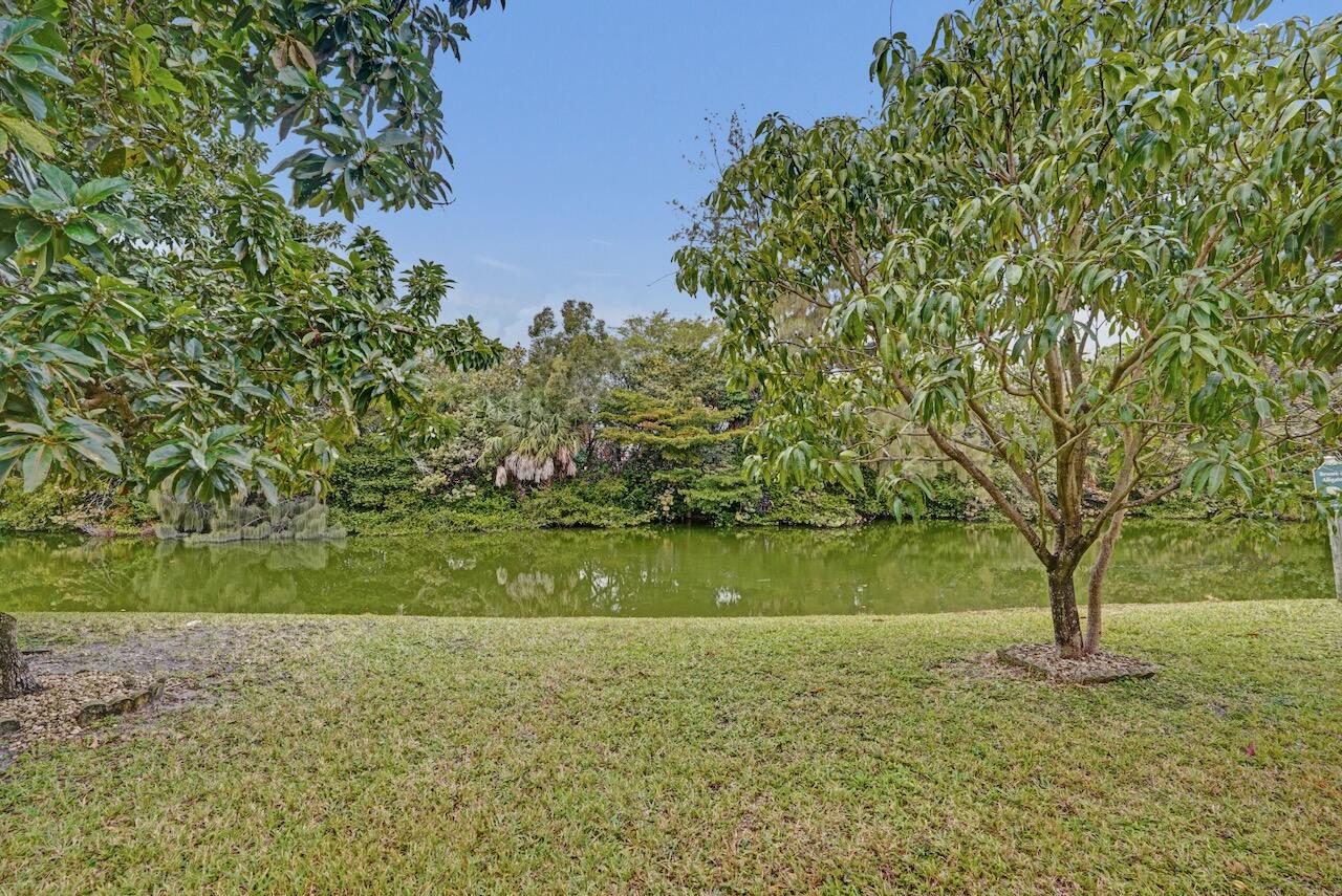 CAMDEN CONDOS - Residential