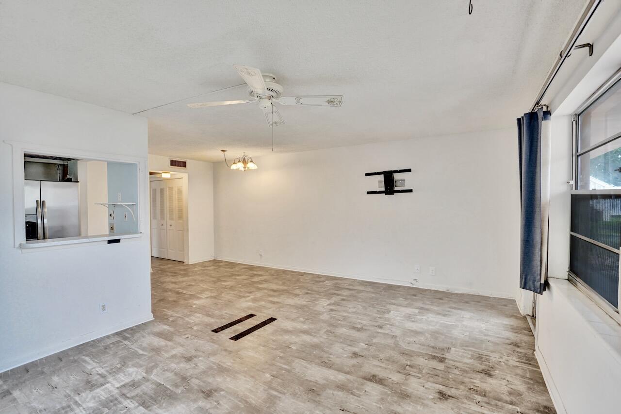 CAMDEN CONDOS - Residential