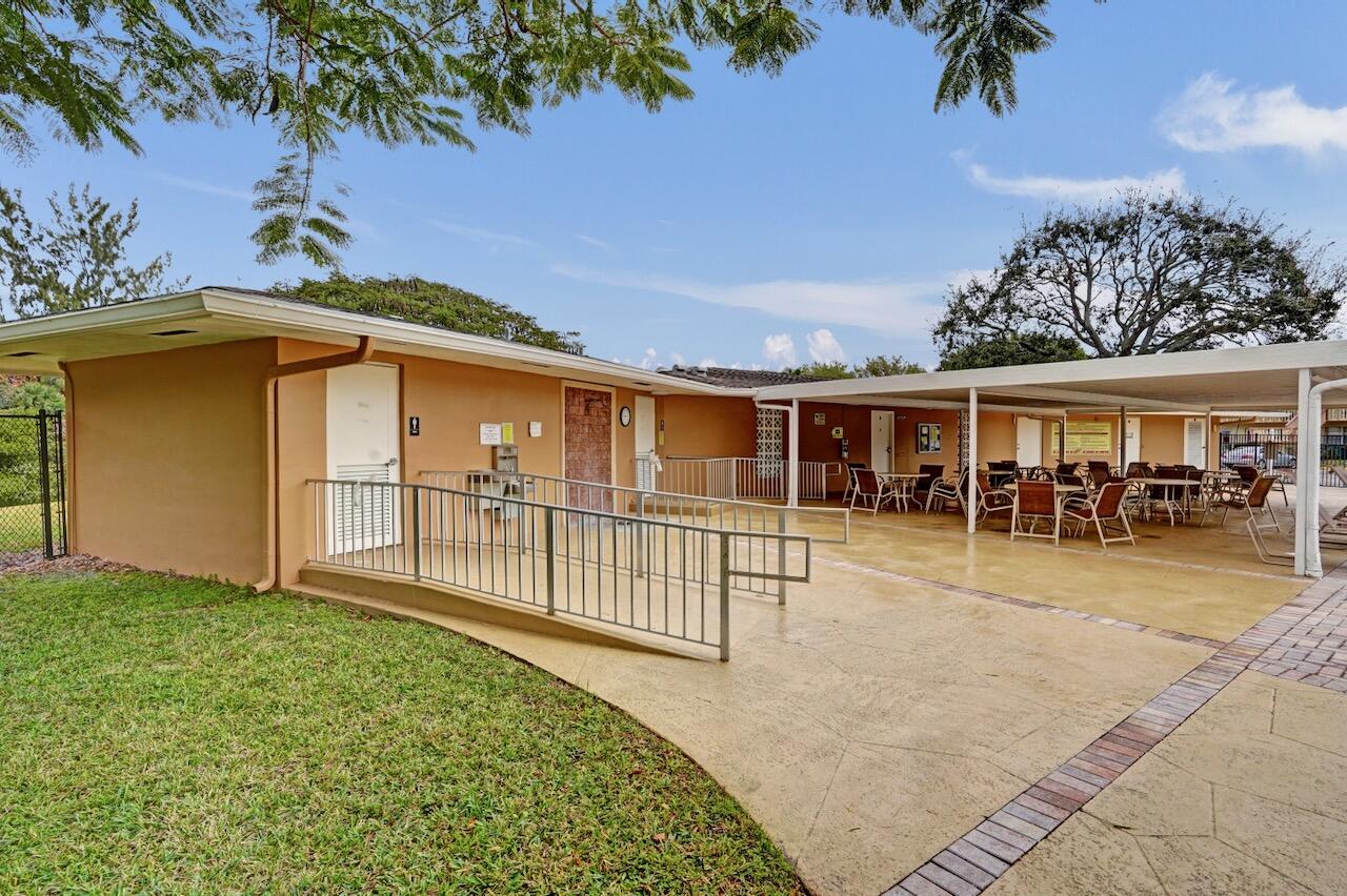 CAMDEN CONDOS - Residential