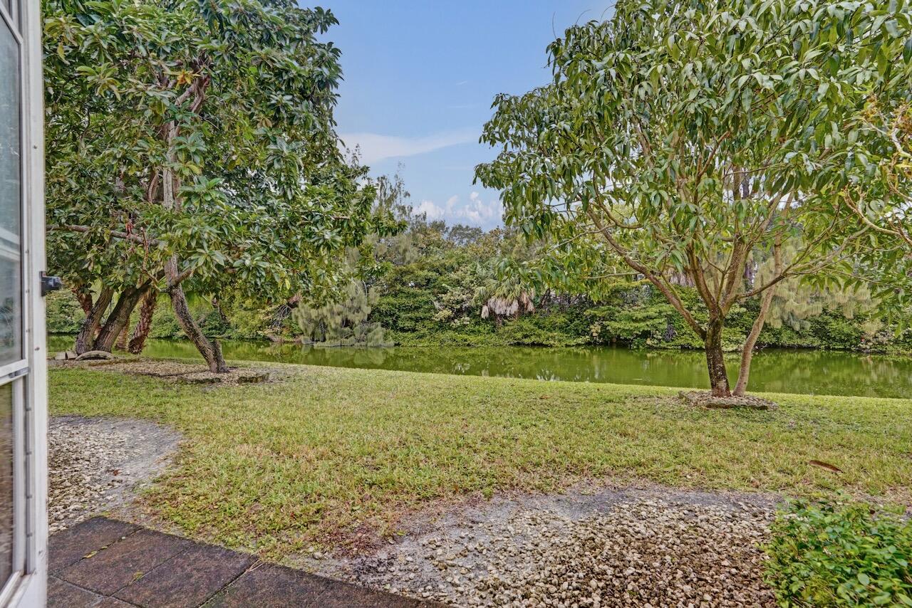 CAMDEN CONDOS - Residential