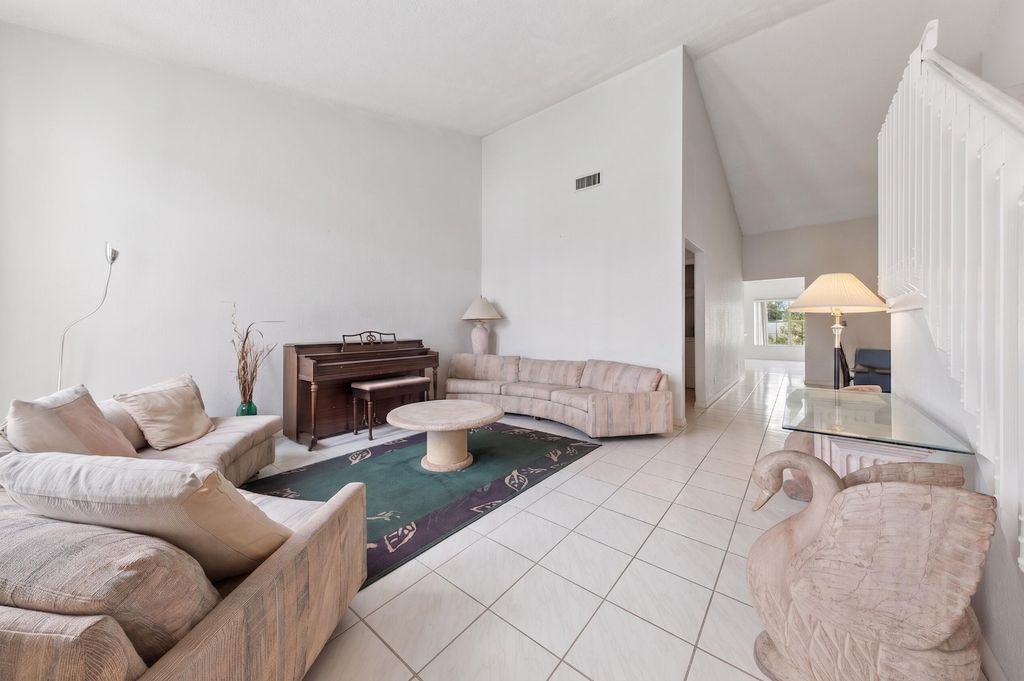 Photo of 22564 Middletown Drive, Boca Raton, FL 33428 (MLS # B26015986)